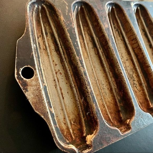 Vintage Wearever Cornbread Corn Pan - Picture 10 of 16